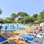 Pierre & La Corniche D'or アパートホテル ブルリ・シュル・メール