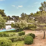 Appart hôtel Résidence Pierre&vacances La Corniche D'or 3*