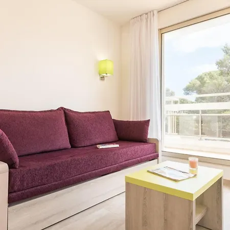 Pierre & La Corniche D'or 3*