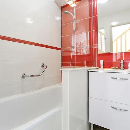 Ξενοδοχείο με διαμερίσματα Pierre & La Corniche D'or Boulouris-sur-Mer