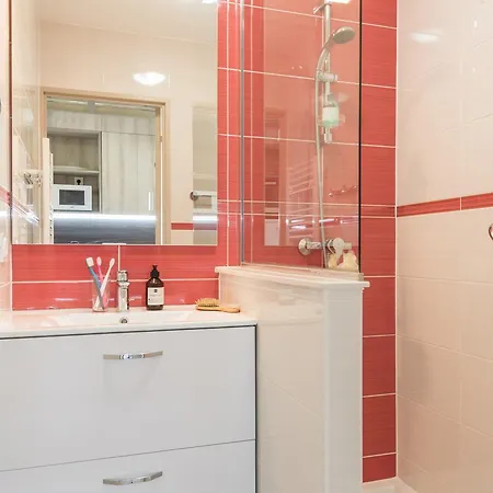 アパートホテル Pierre & La Corniche D'or ブルリ・シュル・メール